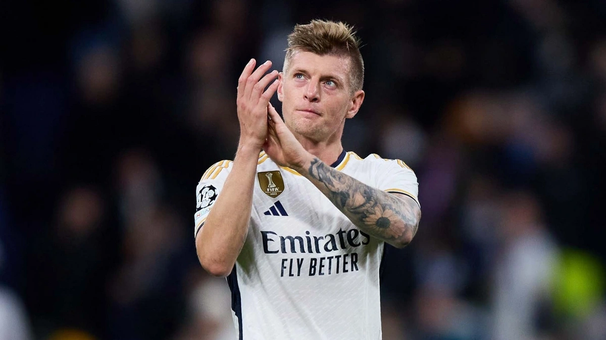 Toni Kroos Çempionlar Liqası üçün Madridə qayıdır