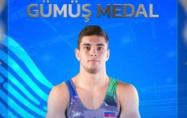 Xetaq Karsanov U-20 dünya çempionatında gümüş medal qazanıb