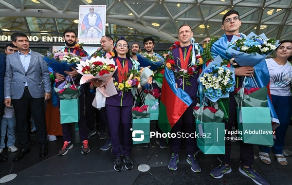 Париж-2024: очередная группа азербайджанских паралимпийцев вернулась на родину