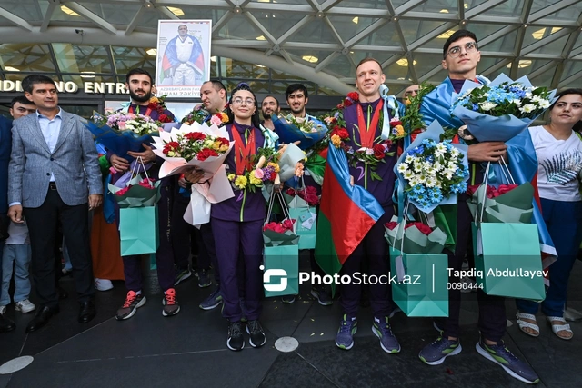 Париж-2024: очередная группа азербайджанских паралимпийцев вернулась на родину