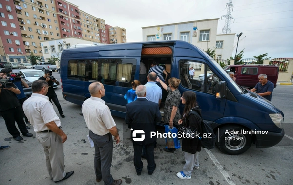 Laçına köç edən sakinlərə mənzillərinin açarları təqdim edilib