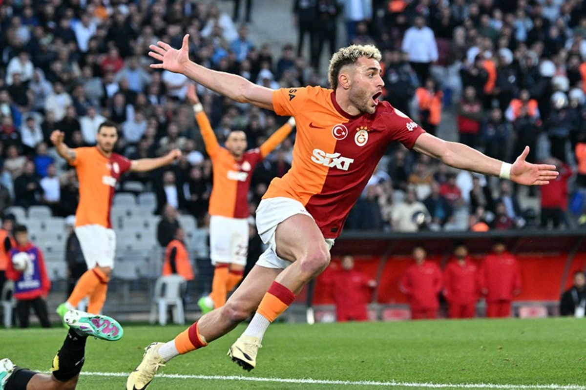 "Qalatasaray" İngiltərə klubunun 25 milyon avroluq təklifini qəbul etməyib