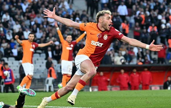 "Qalatasaray" İngiltərə klubunun 25 milyon avroluq təklifini qəbul etməyib