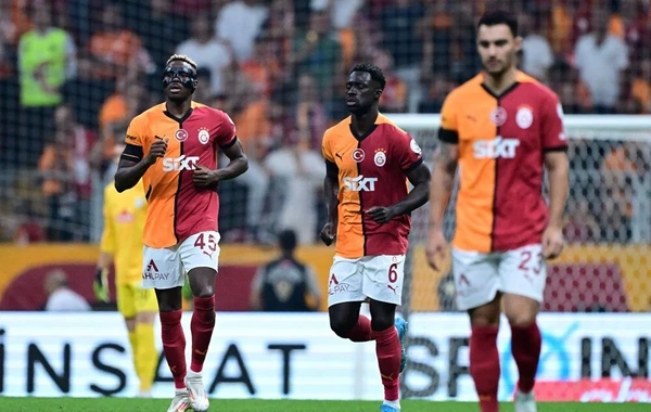 "Qalatasaray" rəqibini darmadağın etdi