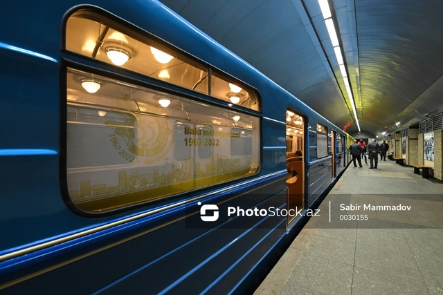 Bakı metrosunda qatarların hərəkəti ləngidi