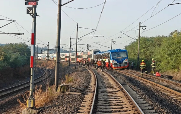 В Праге столкнулись поезда: есть пострадавшие