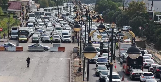 Nəqliyyatı İntellektual İdarəetmə Mərkəzi yollardakı tıxacla bağlı məlumat yayıb