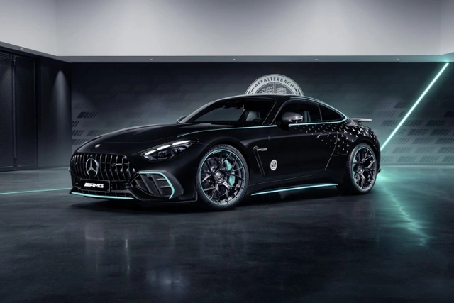 Məhdud buraxılışlı "Mercedes-AMG GT" təqdim olundu