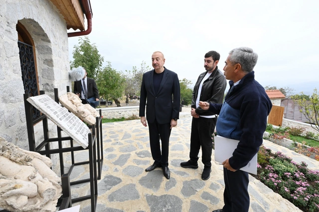 Prezident Şuşada Üzeyir Hacıbəylinin ev-muzeyinin bərpadan sonra açılışında iştirak edib