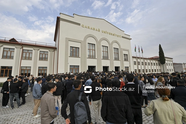 Qarabağ Universitetində ilk dərs günündən GÖRÜNTÜLƏR