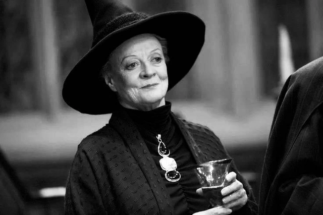 Harry Potter'ın McGonagall'ı Maggie Smith, 89 yaşında hayatını kaybetti