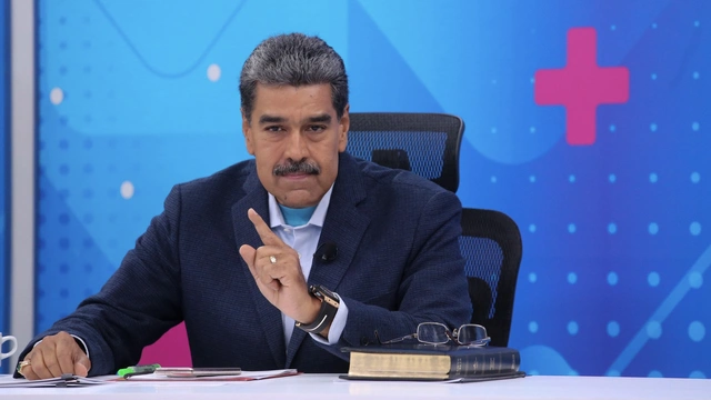 Maduro "WhatsApp"ı casusluqda ittiham etdi