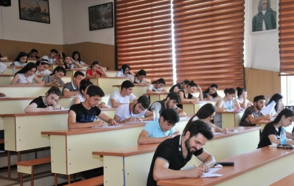 Universiteti yeni bitirən şəxs işəgötürənin tələblərini necə qarşılaya bilər?