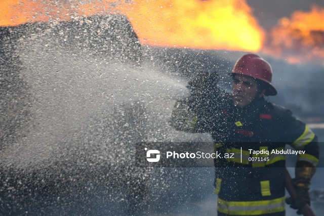 16 otaqlı ev kül oldu