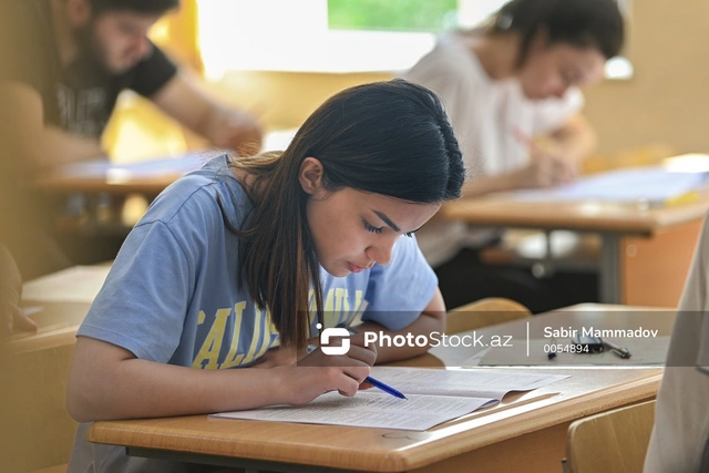 Bu gün dövlət qulluğuna qəbul imtahanı keçiriləcək