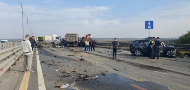 Три человека погибли в результате массового ДТП в Московской области