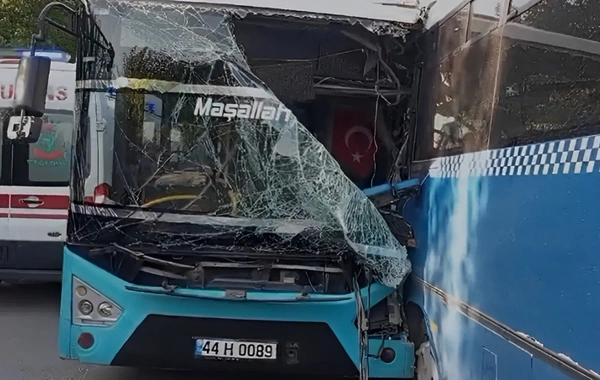 Malatya'da servis ve otobüs çarpışması: Yaralılar var