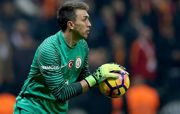 Galatasaray'ın kalecisi Muslera, Uruguay'da mahalle satın aldı