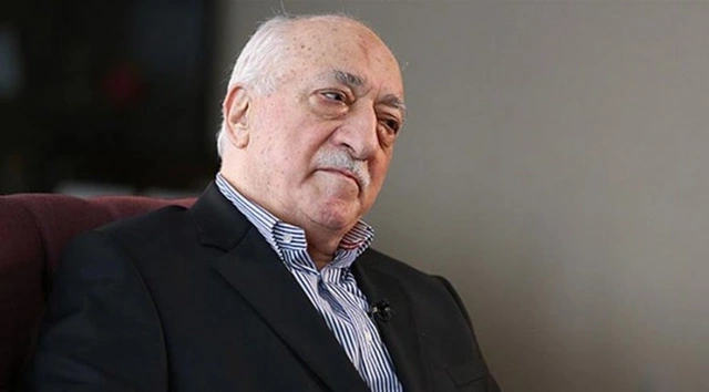 FETÖ elebaşı Fetullah Gülen kameralara YAKALANDI