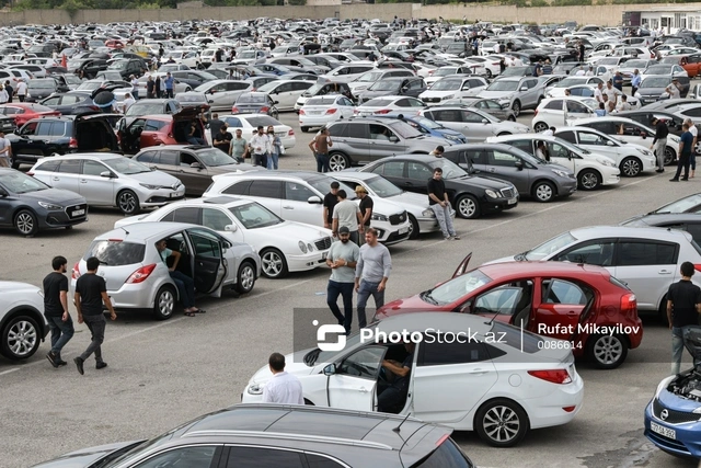 Azərbaycanlılar Gürcüstan avtomobil bazarını Çinə niyə dəyişdilər?