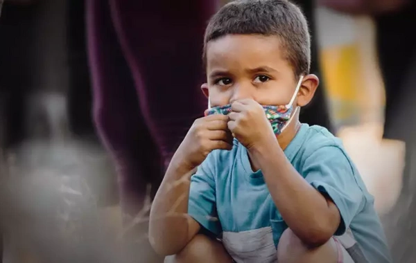 Koronavirus uşaqlar üçün daha təhlükəli olub: Mütəxəssis yeni ştamın simptomlarından danışdı