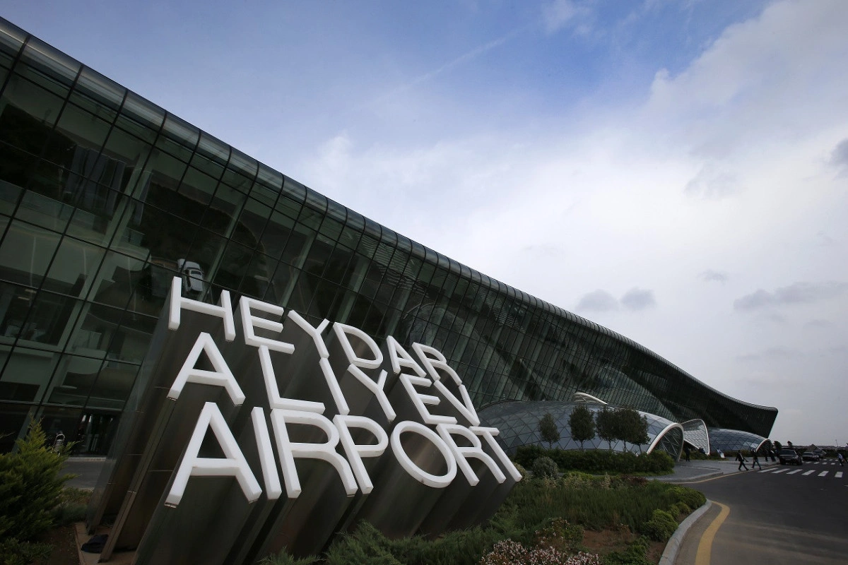 Heydər Əliyev Beynəlxalq Aeroportundan sərnişinlərə MÜRACİƏT