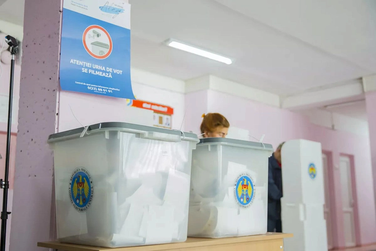 Moldovada prezident seçkisi və referendum keçirilir