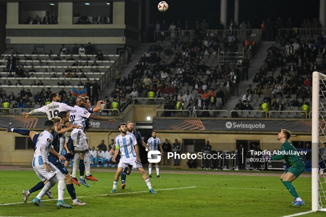 UEFA-nın rəsmi saytında "Qarabağ" - "Ayaks" oyununun nəticəsi ilə bağlı sorğu keçirilir