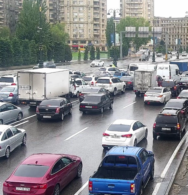 Bakının bağlı olan yollarının SİYAHISI