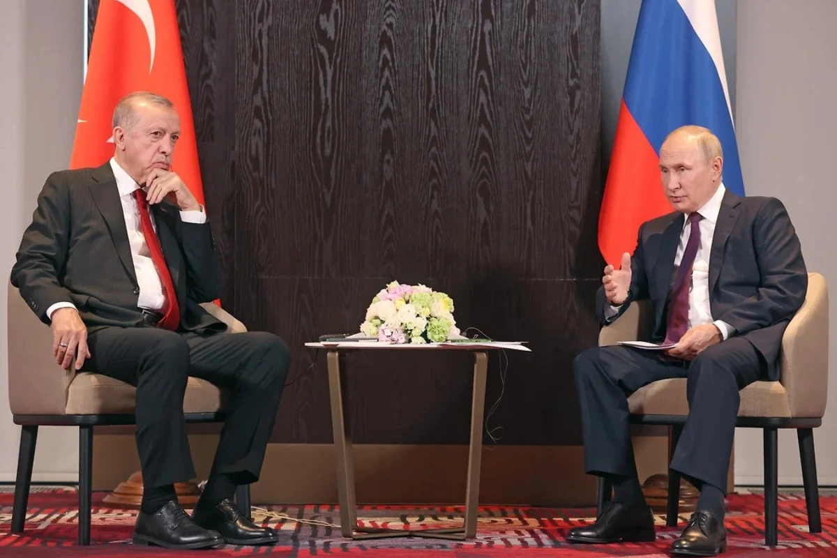 Putin Ərdoğanla görüşdü, başsağlığı verdi