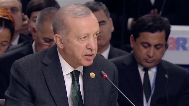 Türkiye Cumhurbaşkanı Erdoğan: "Alçakça saldırı, terörle mücadele kararlılığımızı güçlendirdi"