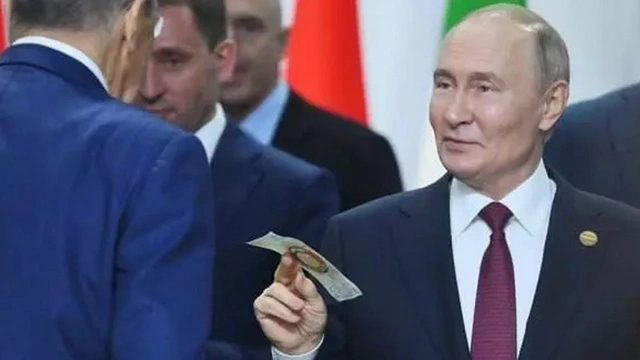 Putin'in elindeki "BRICS banknotu" gündem oldu