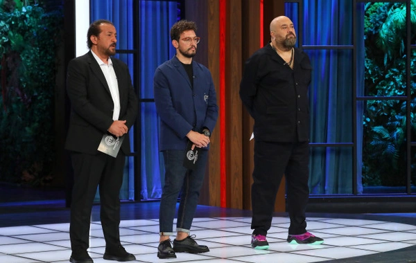 Masterchef'te ödül oyununda ilk yaşandı: Somer şef kötü haberi açıkladı