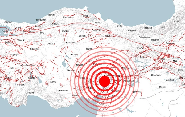 Adana'da deprem oldu