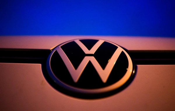 "Volkswagen" və BMW şirkətlərinin işçiləri etirazlara başlayıblar - SƏBƏB