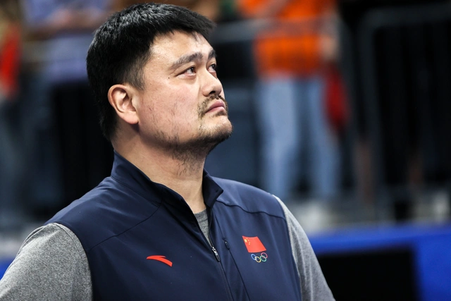 Eski NBA oyuncusu Yao Ming, Çin Basketbol Federasyonu başkanlığından istifa etti