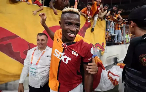 Galatasaray'da tarihi hazırlık: Osimhen operasyonu başladı