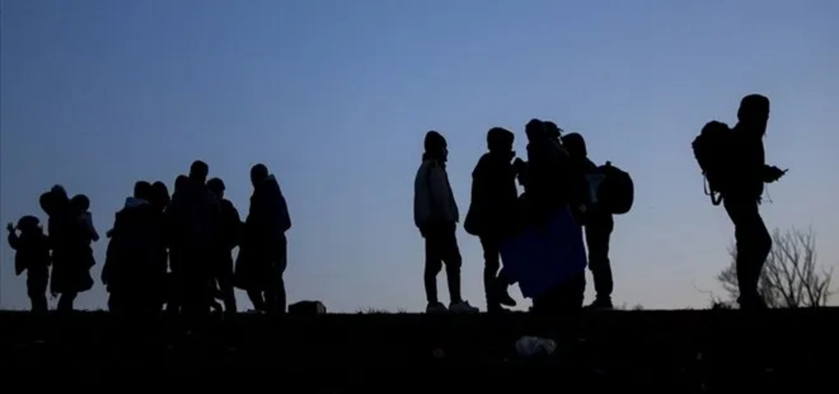 Çanakkale Açıklarında 17 Düzensiz Göçmen Kurtarıldı