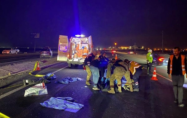 Diyarbakır'da korkunç kaza: Otomobilin çarptığı yaya ikiye bölündü