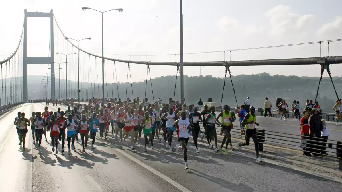 Heyecan dorukta: 46. İstanbul maratonu başladı