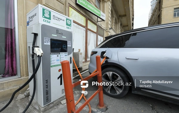 Ölkəmizdə elektrikli avtomobillərə maraq artıb: Bəs usta, ehtiyat hissələrini necə tapaq? - PROBLEM