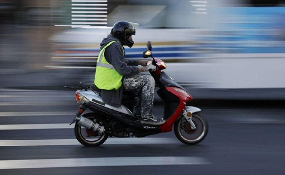 Bakıda motosiklet piyadanı vuraraq öldürüb