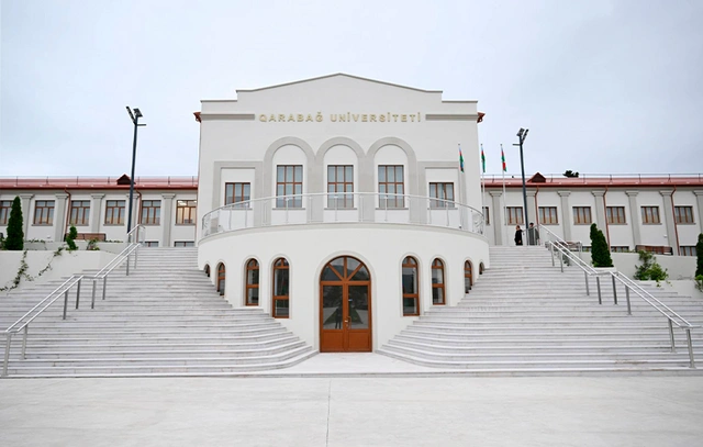 Səhiyyə Nazirliyi Qarabağ Universitetində maarifləndirmə aksiyası təşkil edib