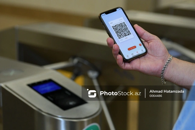 ПРОБЛЕМА в бакинском метро - не сработали QR-коды