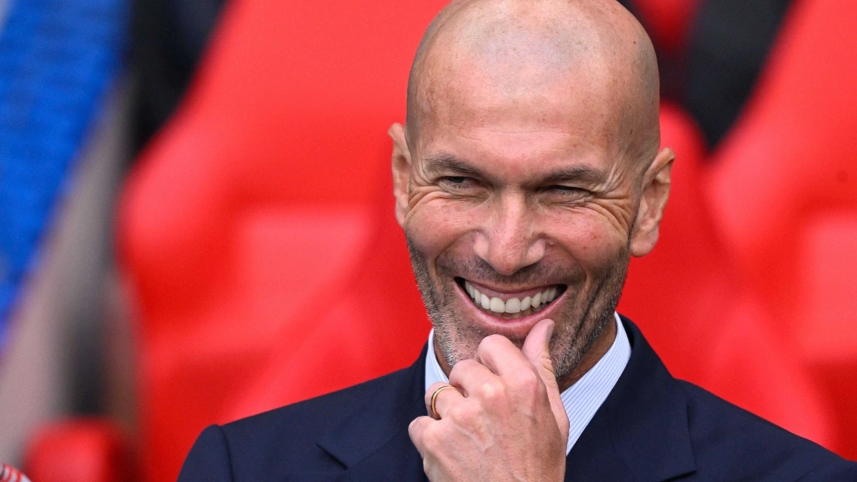 Real Madrid'de Ancelotti'nin geleceği belirsiz, Zidane ve Xabi Alonso iddiaları gündemde