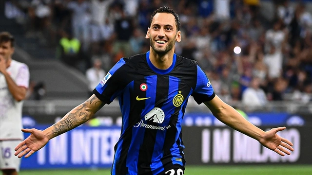 Hakan Çalhanoğlu "İnter"in əfsanə futbolçuları siyahısına əlavə ediləcək