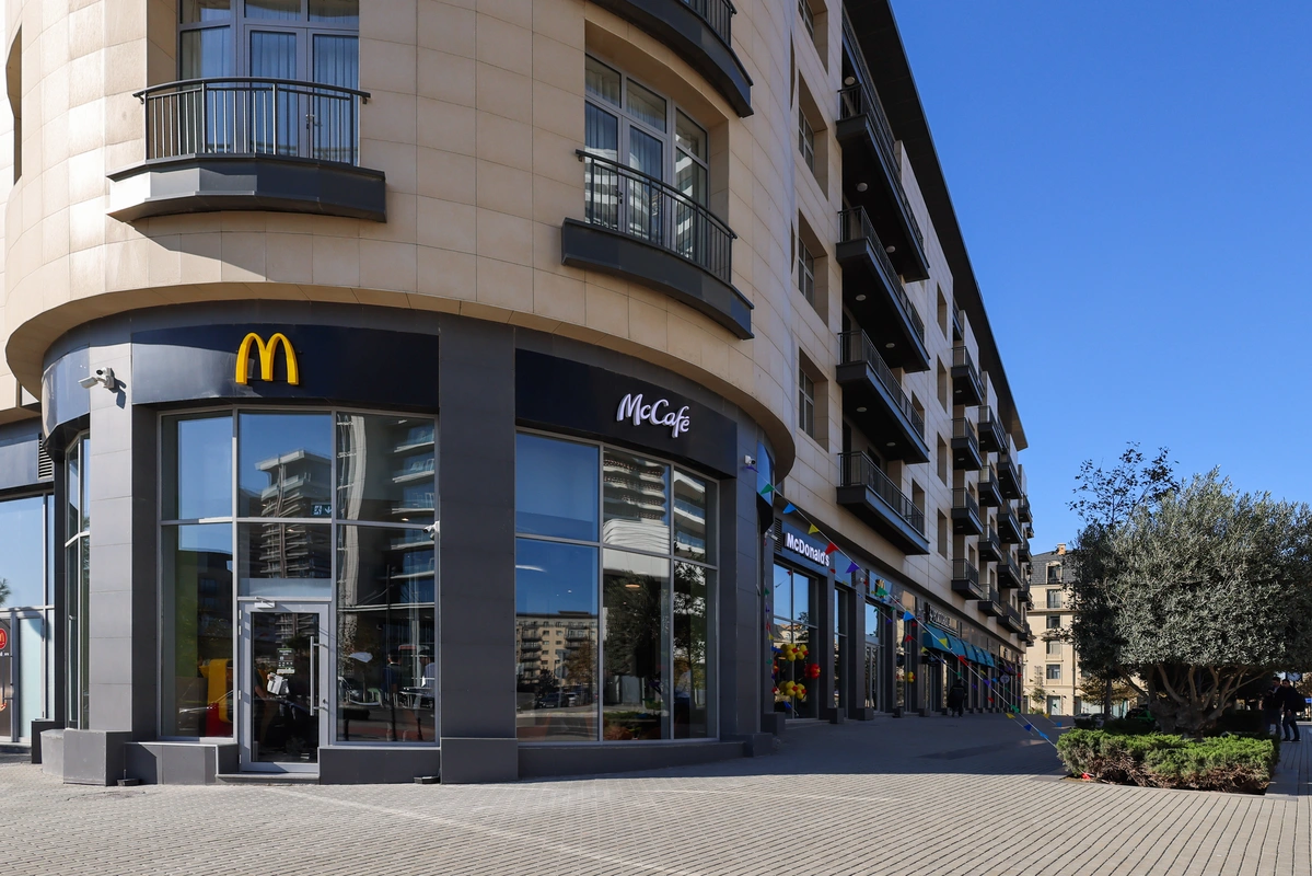 "Ağ Şəhər"də "McDonald's Azərbaycan"ın yeni restoranının açılışı olub