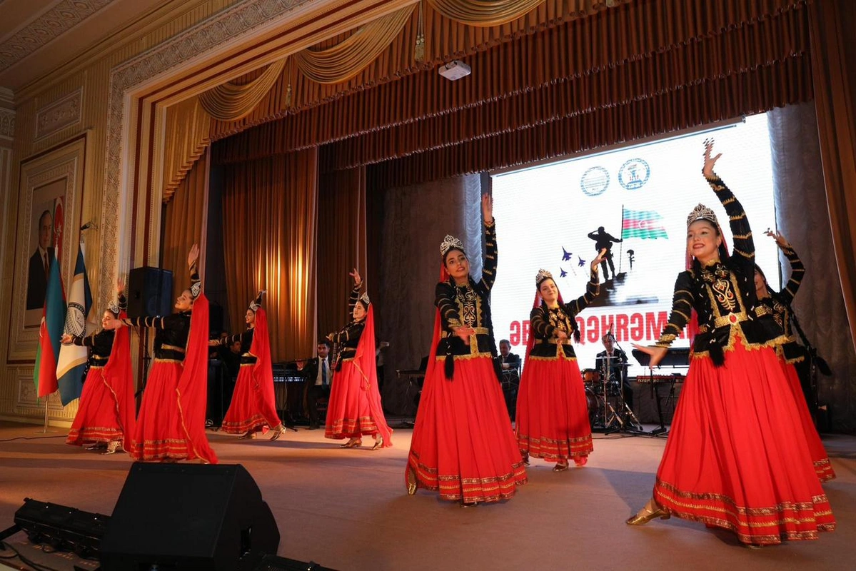 Zəfər Gününə həsr olunmuş "Əbədi qəhrəmanlar" adlı tədbir keçirilib