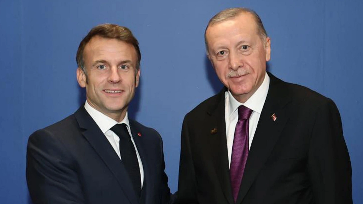 Cumhurbaşkanı Erdoğan, Budapeşte'de Fransa Cumhurbaşkanı Macron ile Görüştü