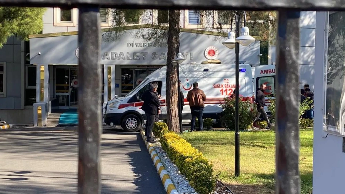 Narin Güran cinayeti davasında gerginlik: Baba Arif Güran hastaneye kaldırıldı